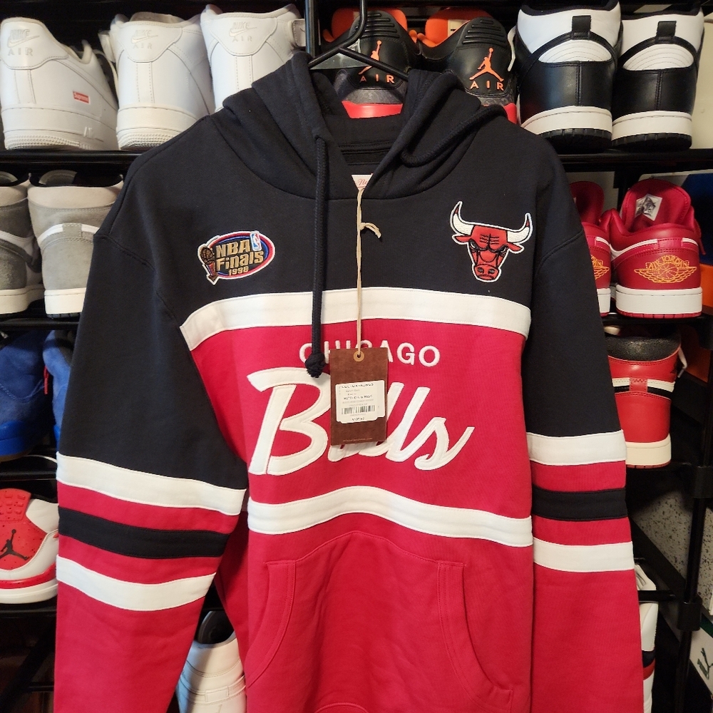 Chicago Bulls Hoodie in Red and Black